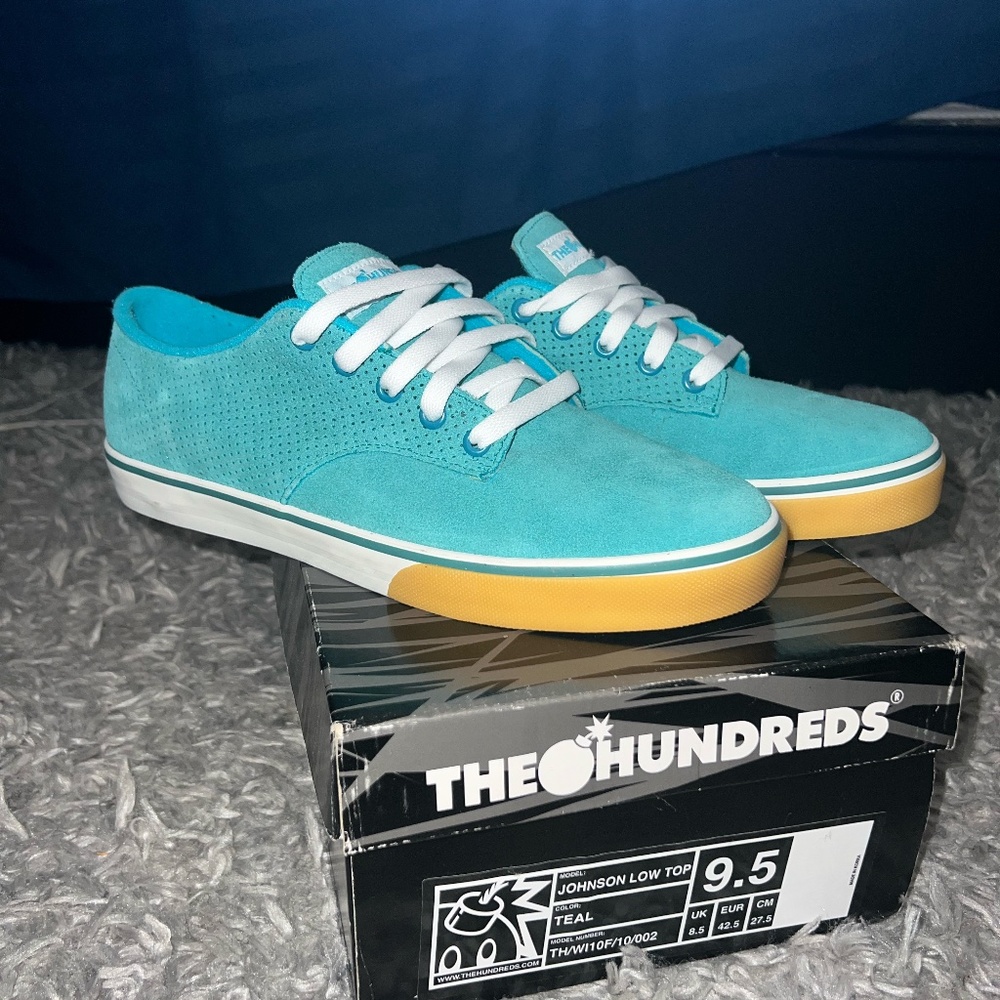 The Hundred Low Top SZ 9.5